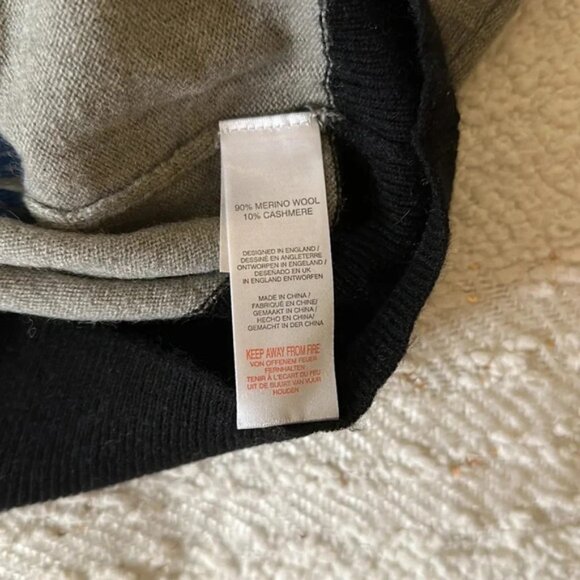 NEW Scott and Scott merino wool cardigan - Picture 4 of 5